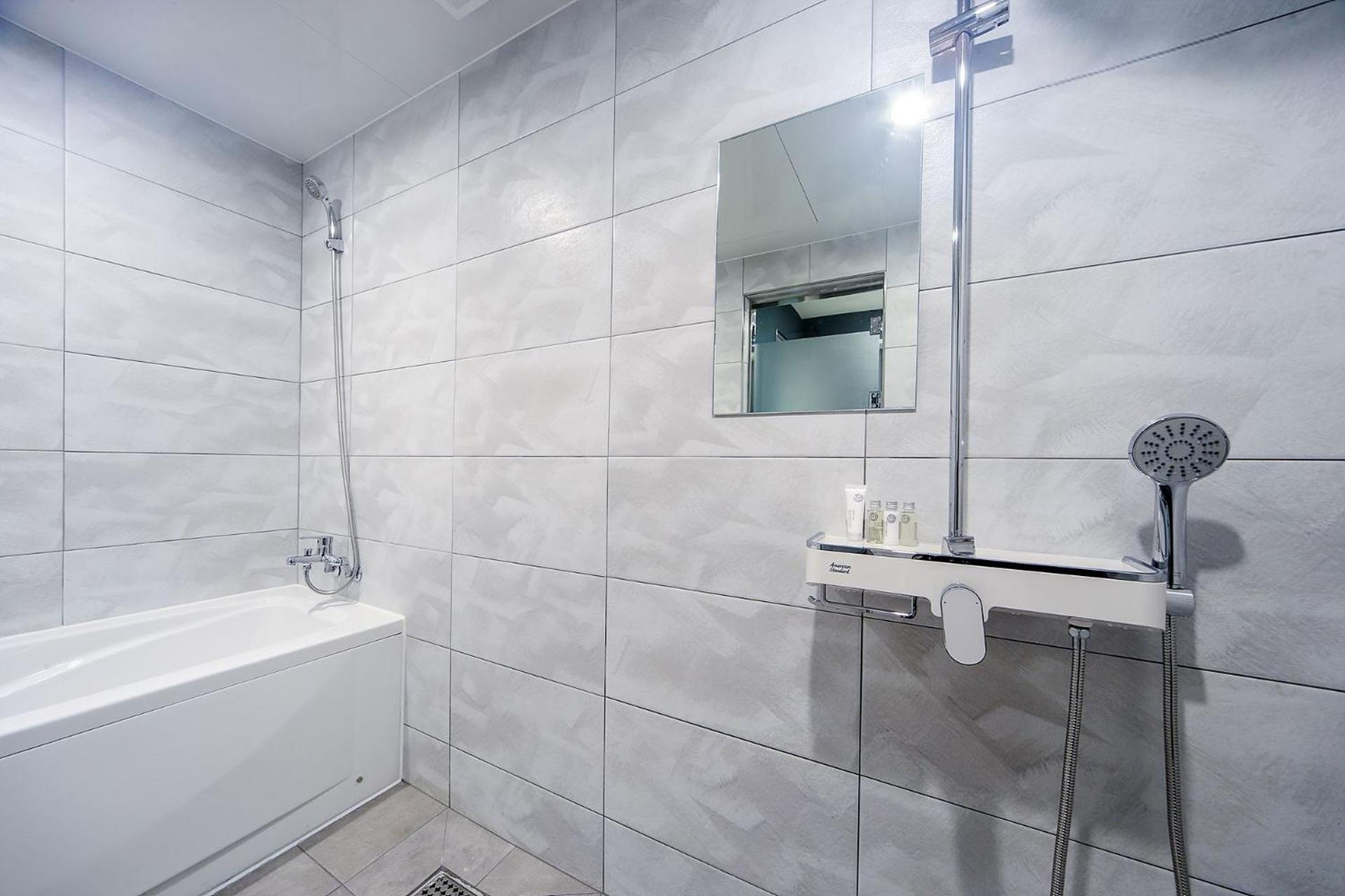온나 호텔 대연동 부산 Daeyeon Onna Hotel Daeyeon Busan Extérieur photo